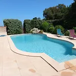 Daire Mini 1 Piece 19 M2 Pour 2 Personnes Piscine Partagee Climatisation *