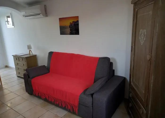 Mini 1 Piece 19 M2 Pour 2 Personnes Piscine Partagee Climatisation *